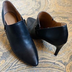 Calvin Klein Booties EUC